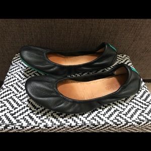 Tieks Matte Black size 6